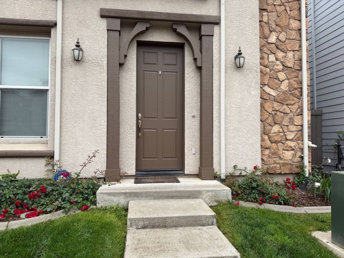 House for rent at 11832 Stoney Ridge Way, Rancho Cordova, CA 95742