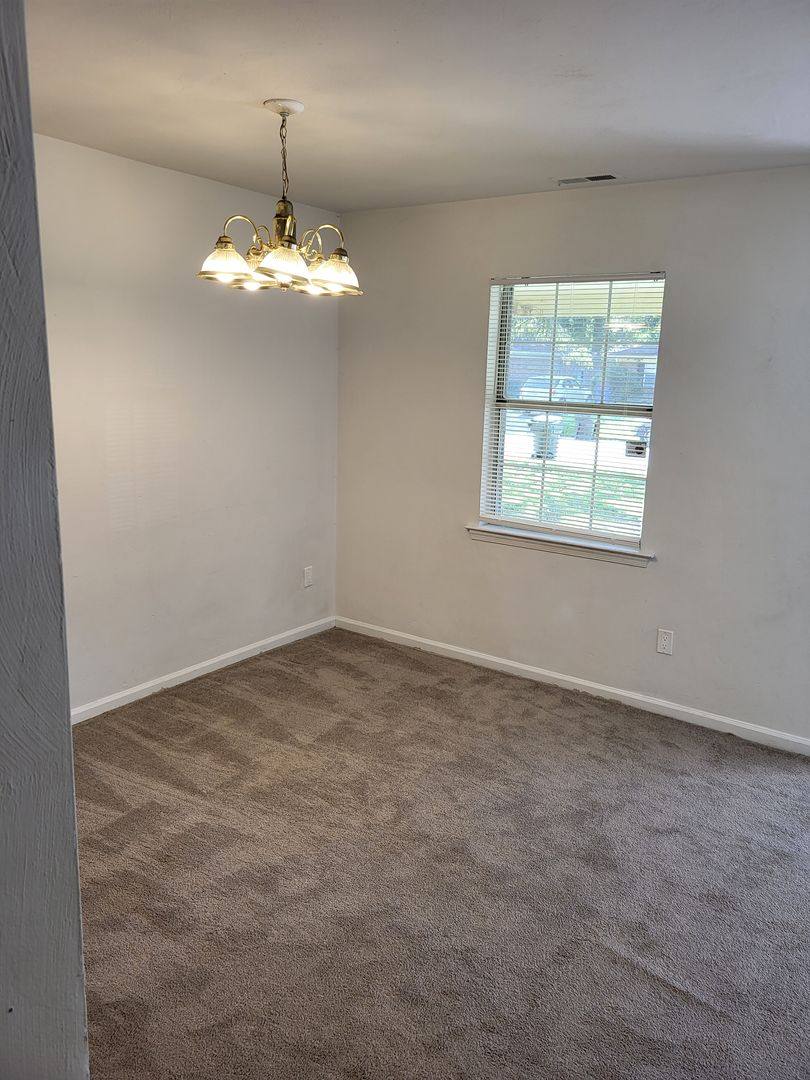 Apartment for rent at 6057 Camellia Dr, Suffolk, VA 23435