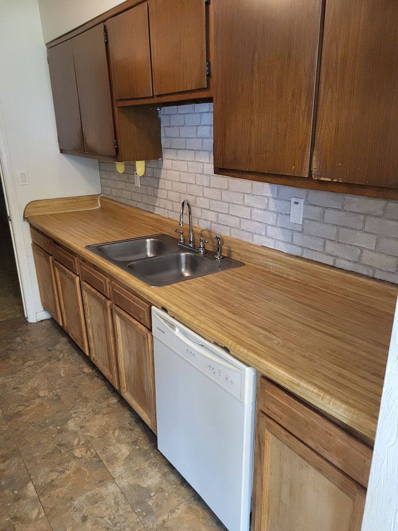 Apartment for rent at 6057 Camellia Dr, Suffolk, VA 23435