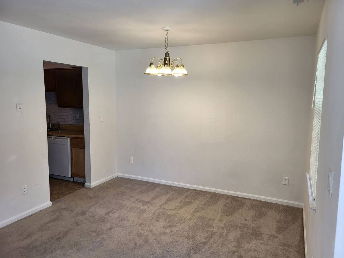 Apartment for rent at 6057 Camellia Dr, Suffolk, VA 23435