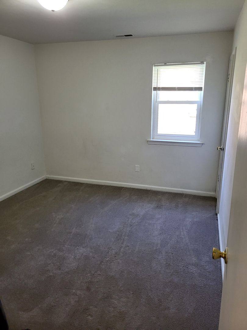 Apartment for rent at 6057 Camellia Dr, Suffolk, VA 23435