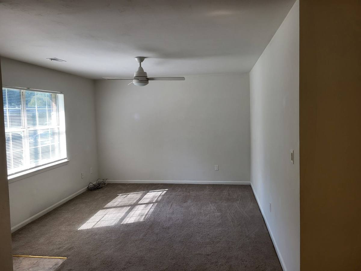 Apartment for rent at 6057 Camellia Dr, Suffolk, VA 23435