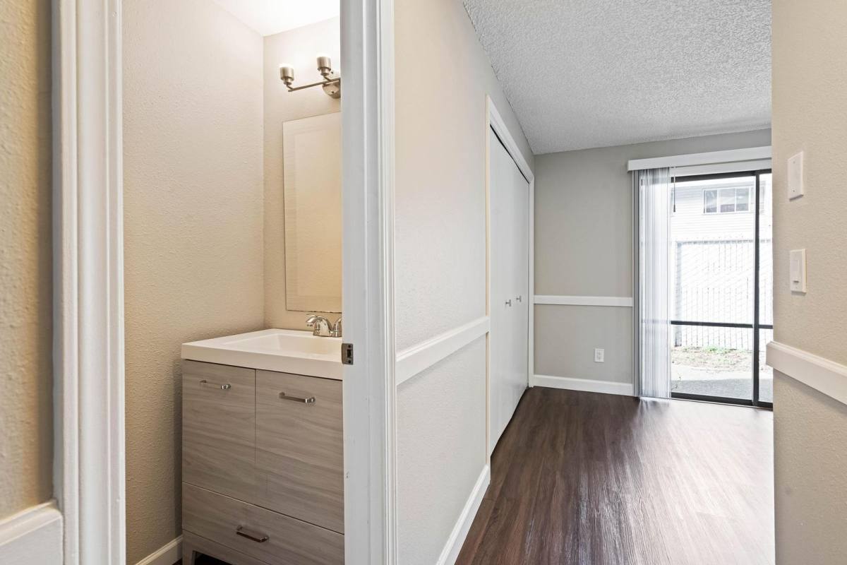 Apartment for rent at 19300 SE River Rd, Portland, OR 97267