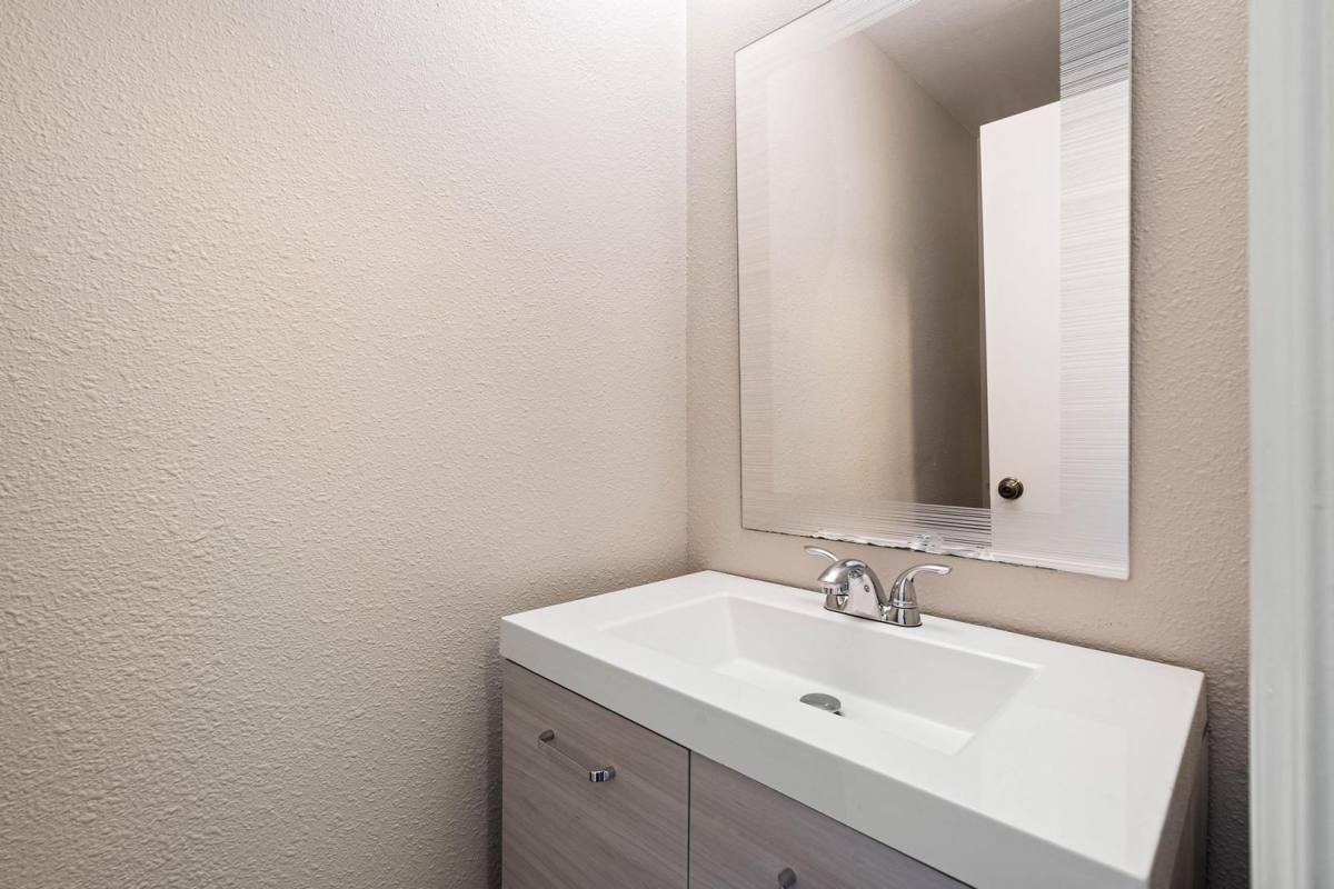 Apartment for rent at 19300 SE River Rd, Portland, OR 97267