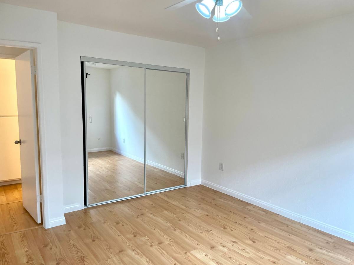 Apartment for rent at 18530 Hatteras St, Tarzana, CA 91356