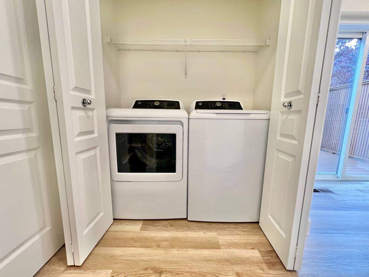 Townhouse for rent at 16775 NE Halsey St, Portland, OR 97230