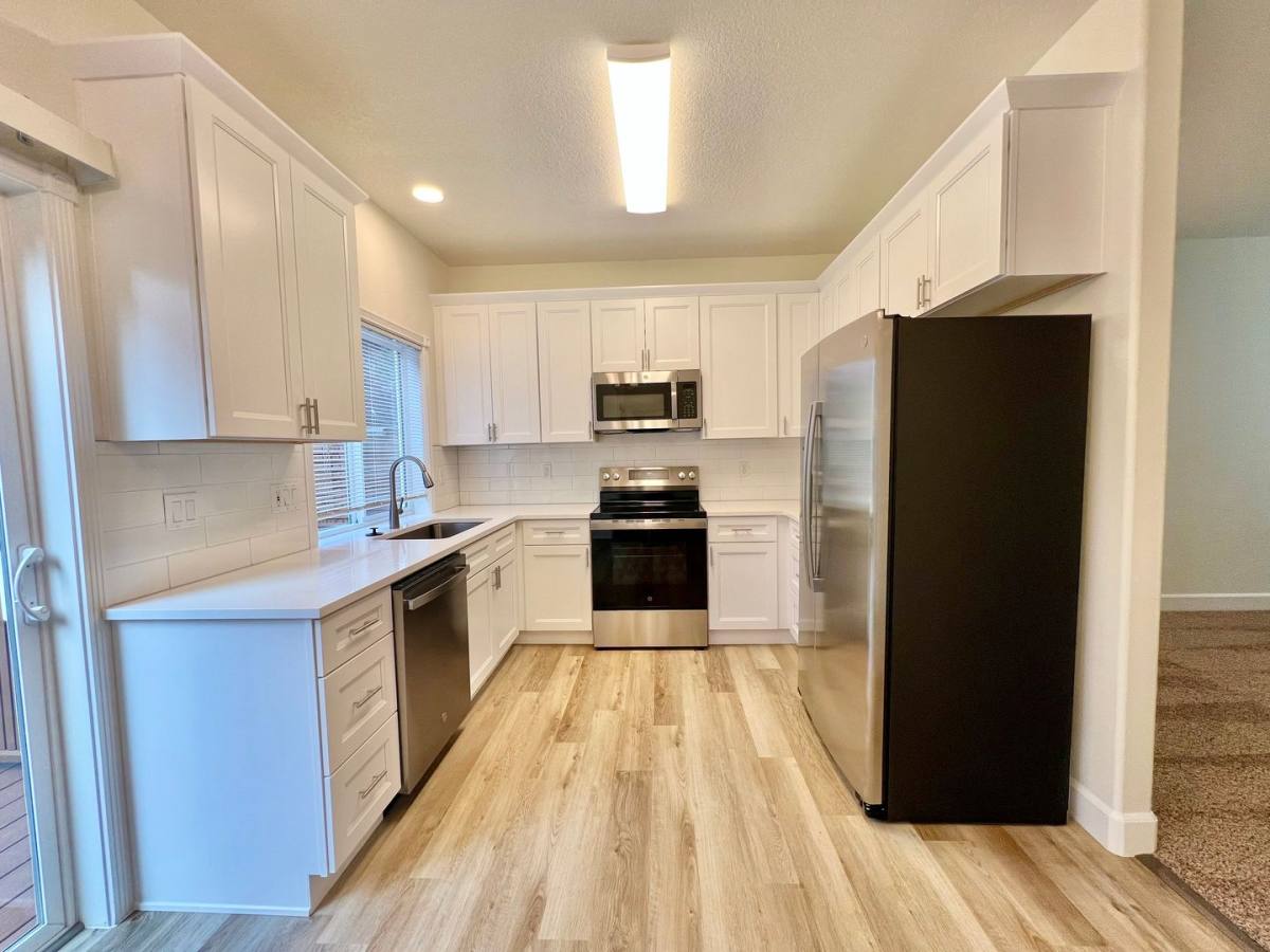 Townhouse for rent at 16775 NE Halsey St, Portland, OR 97230