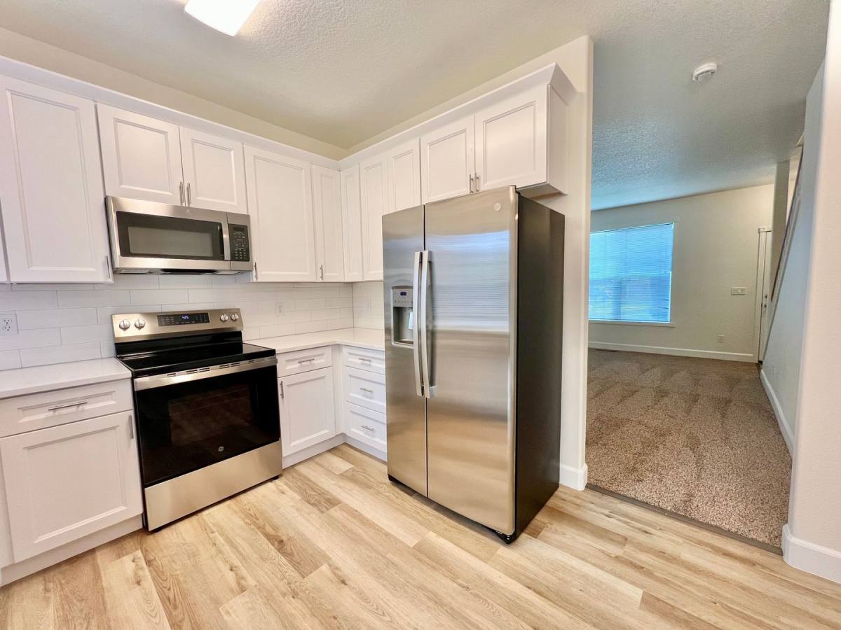 Townhouse for rent at 16775 NE Halsey St, Portland, OR 97230