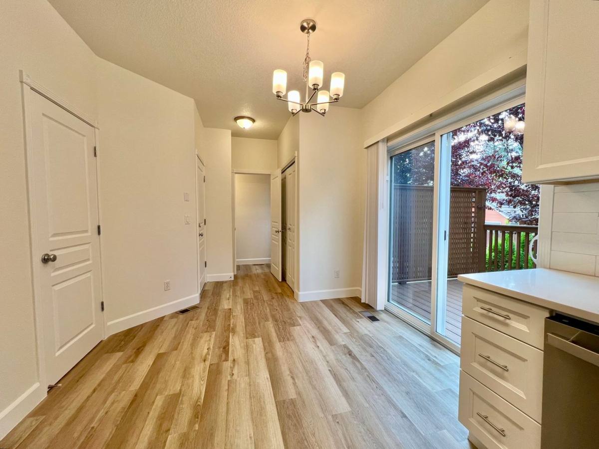 Townhouse for rent at 16775 NE Halsey St, Portland, OR 97230