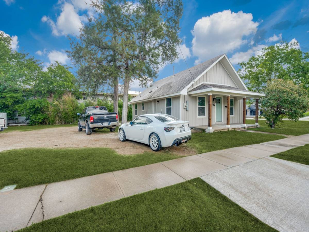 House for rent at 204 Normal, Denton, TX 76201