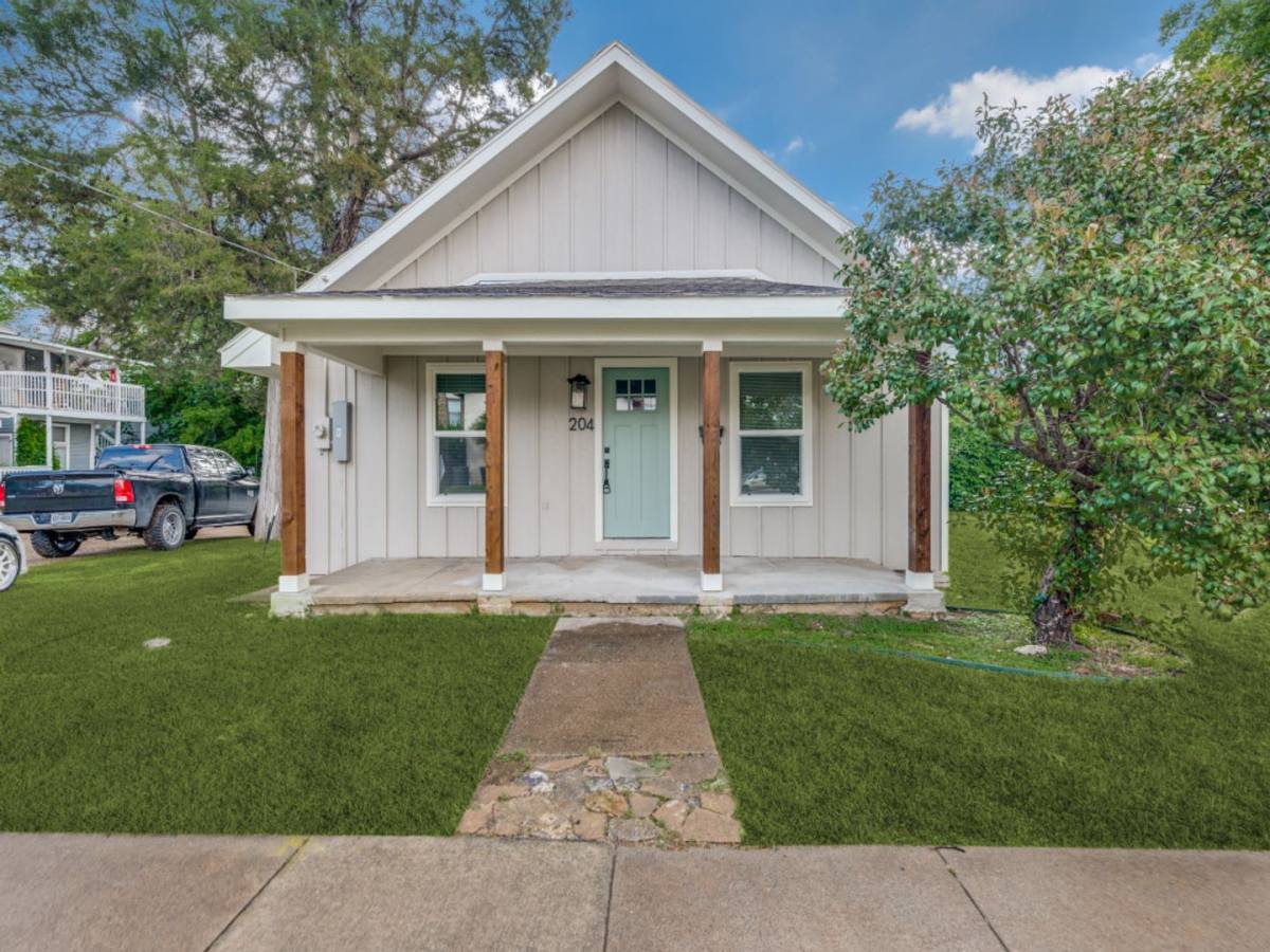 House for rent at 204 Normal, Denton, TX 76201