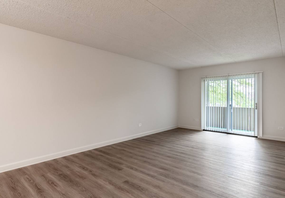 Apartment for rent at 260 E Butterfield Rd, Elmhurst, IL 60126