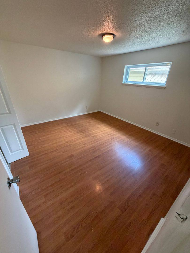 House for rent at 1621 Finley Rd, Irving, TX 75062