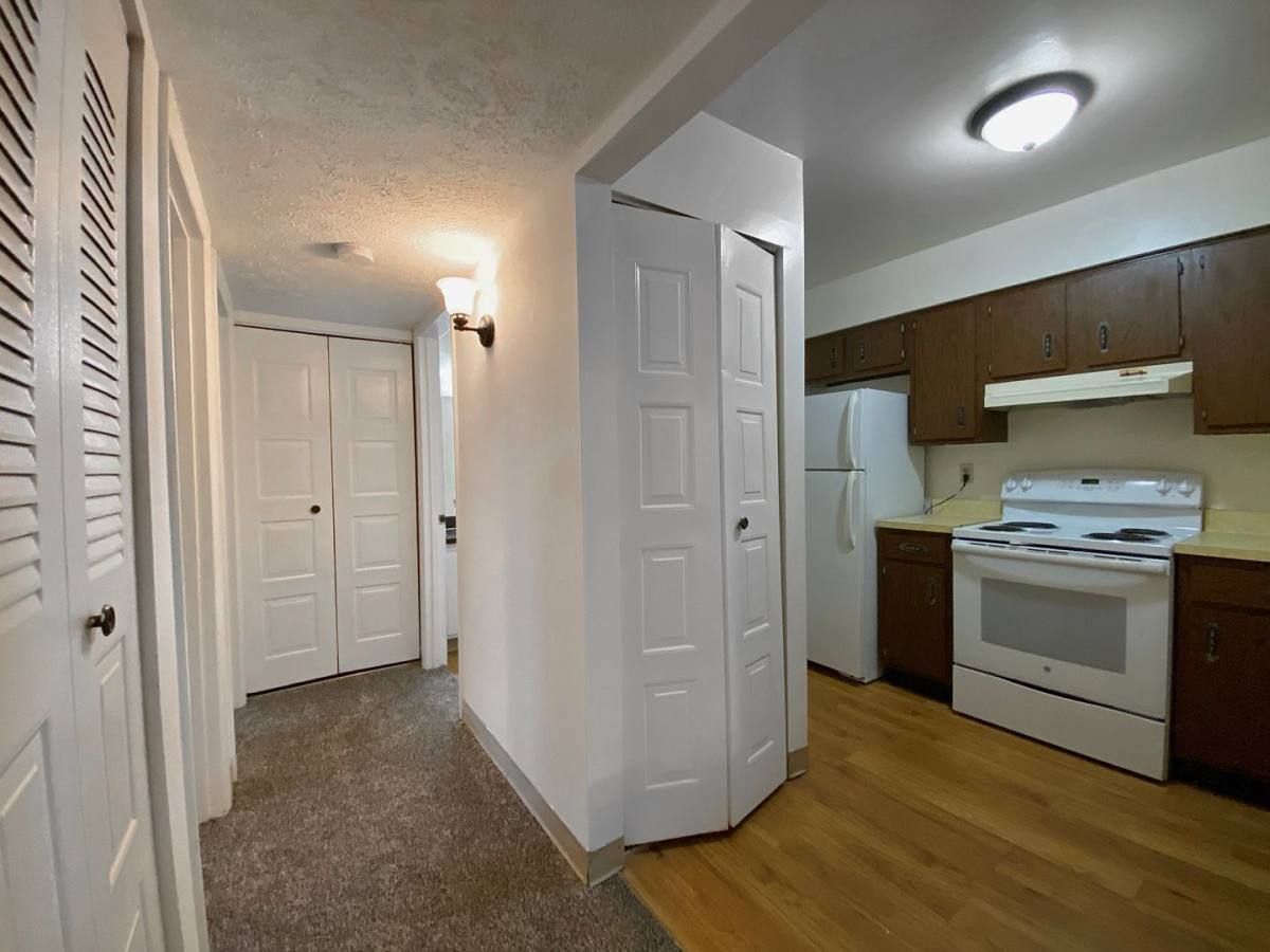 Apartment for rent at 600 Nomandy Dr, Evansville, IN 47715