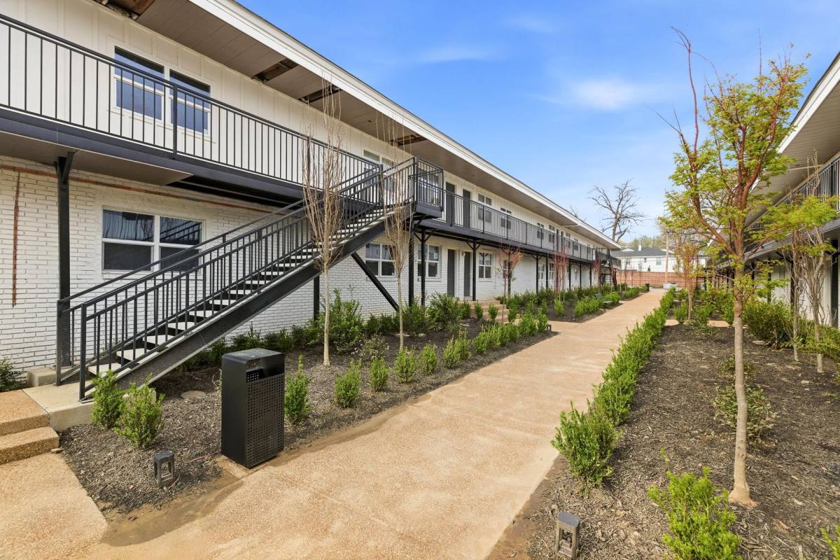 Apartment for rent at 171 N Merton, Memphis, TN 38112