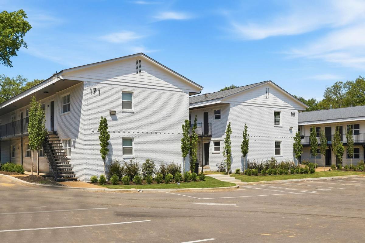 Apartment for rent at 171 N Merton, Memphis, TN 38112