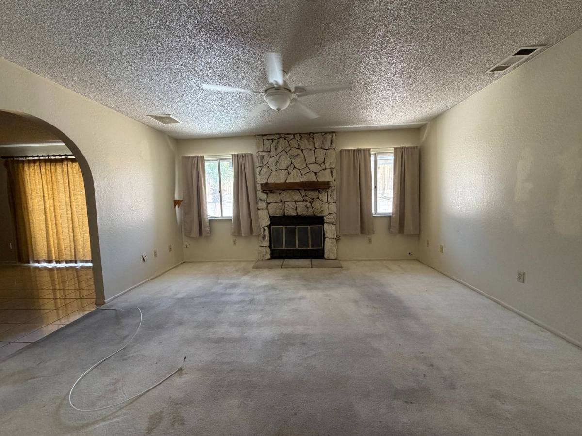 House for rent at 25670 Ash Rd, Barstow, CA 92311