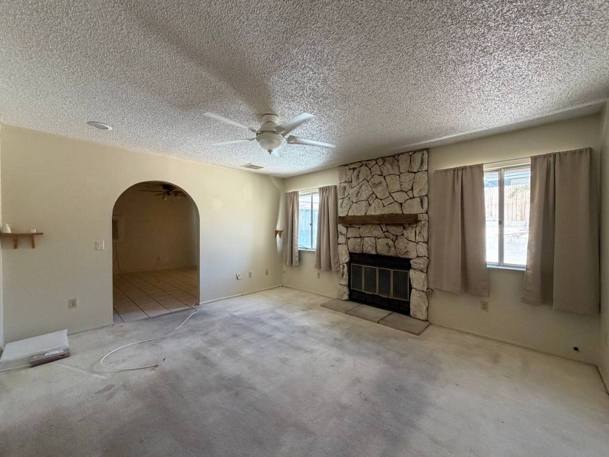House for rent at 25670 Ash Rd, Barstow, CA 92311
