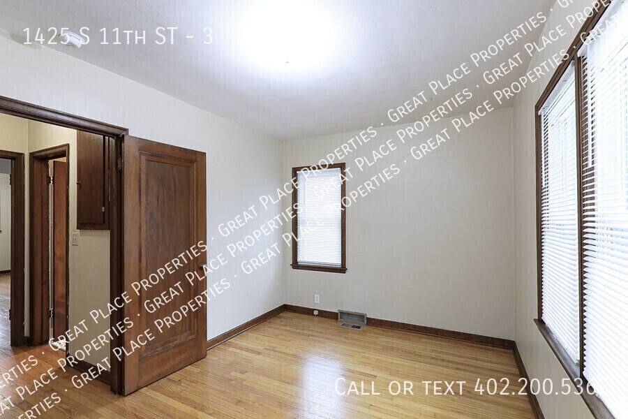 Apartment for rent at 1425 S 11th St #3, Lincoln, NE 68502
