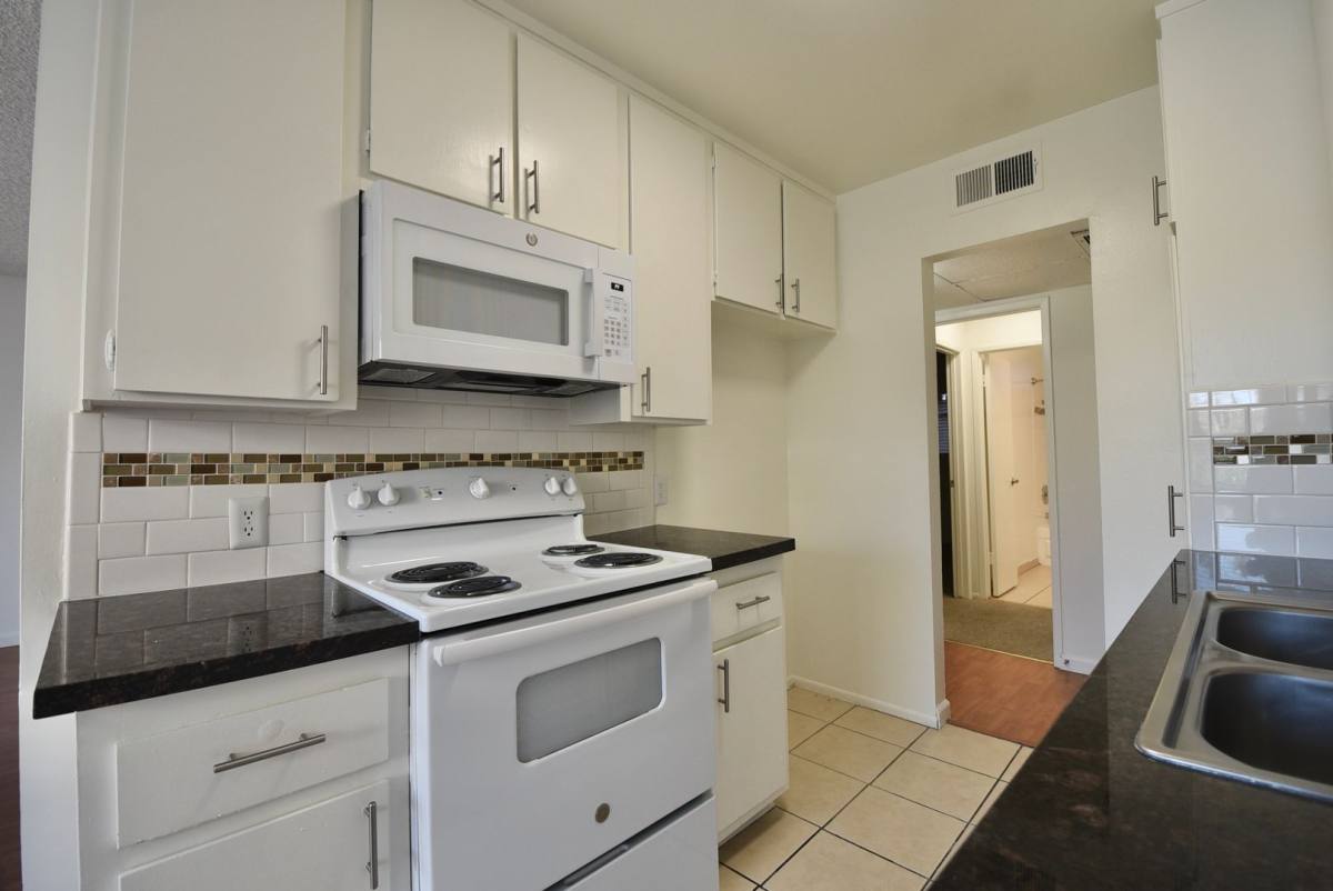 Apartment for rent at 12241 Burbank Blvd, Valley Village, CA 91607