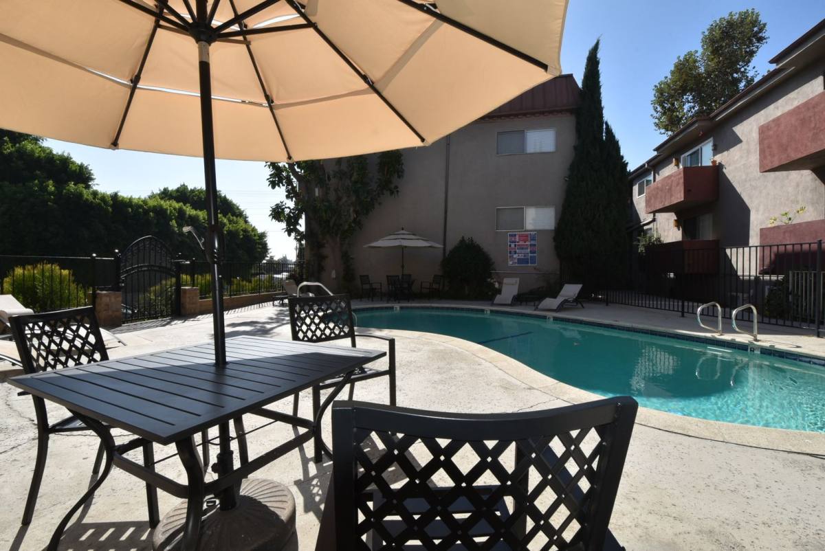 Apartment for rent at 12241 Burbank Blvd, Valley Village, CA 91607