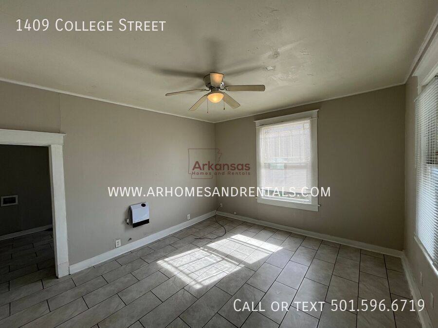 Apartment for rent at 1409 College St, Little Rock, AR 72204
