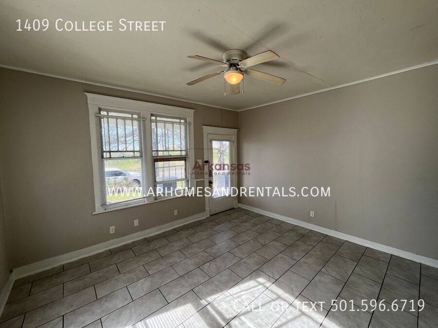 Apartment for rent at 1409 College St, Little Rock, AR 72204