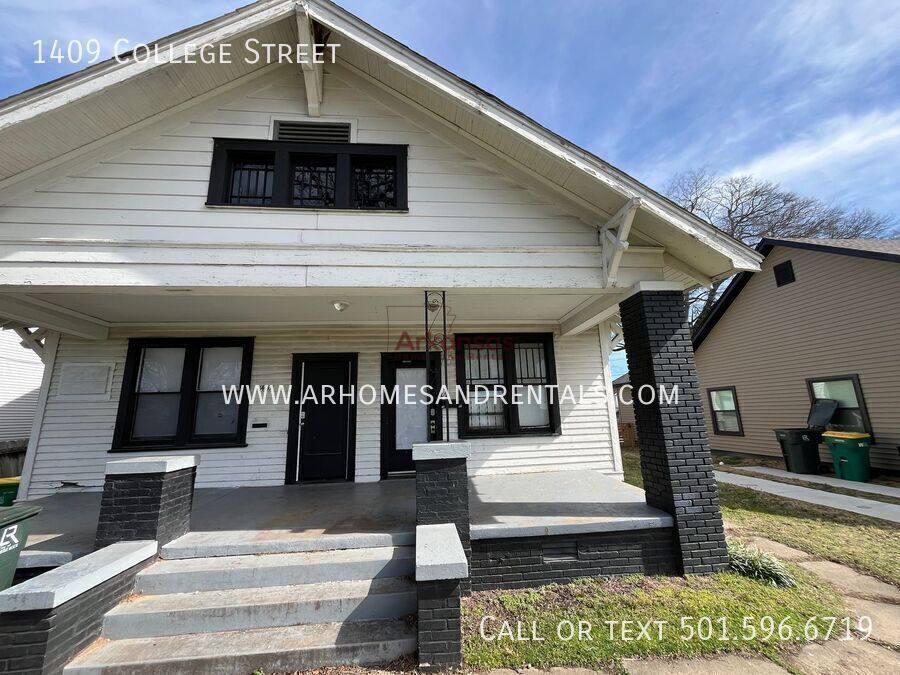 Apartment for rent at 1409 College St, Little Rock, AR 72204
