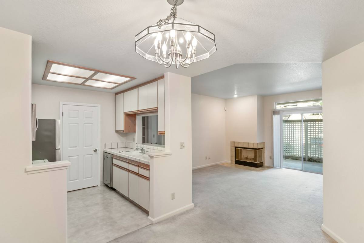 Condo for rent at 5963 Lake Almanor, San Jose, CA 95123