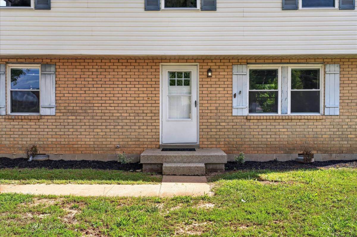 House for rent at 444 Appleton Dr, Clarksville, TN 37042