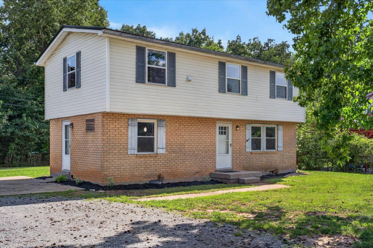 House for rent at 444 Appleton Dr, Clarksville, TN 37042