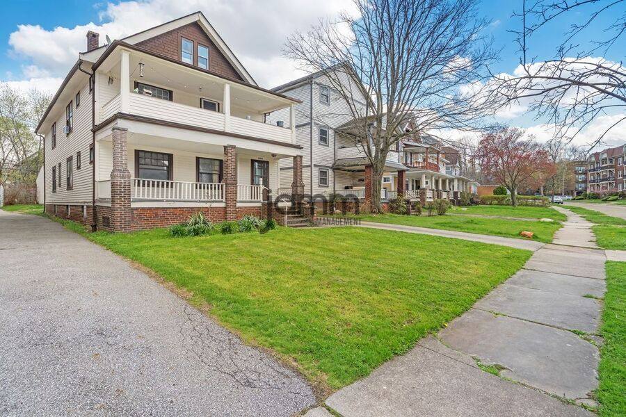 Apartment for rent at 1695 Glenmont, Cleveland, OH 44118