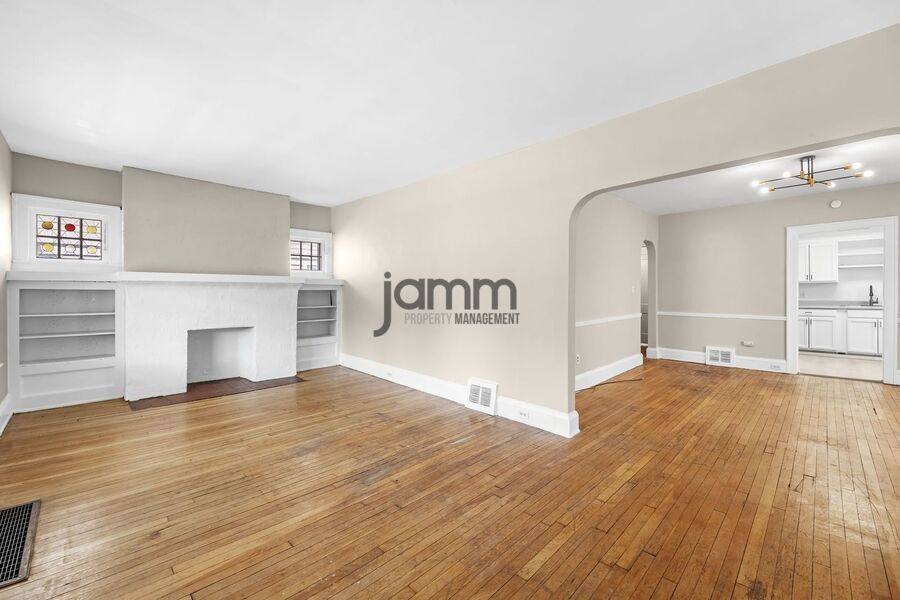 Apartment for rent at 1695 Glenmont, Cleveland, OH 44118