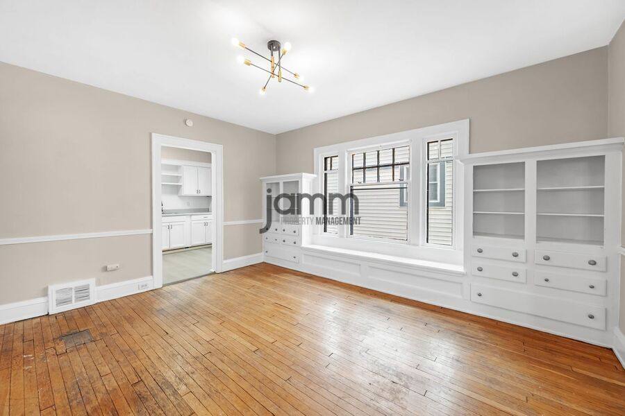 Apartment for rent at 1695 Glenmont, Cleveland, OH 44118