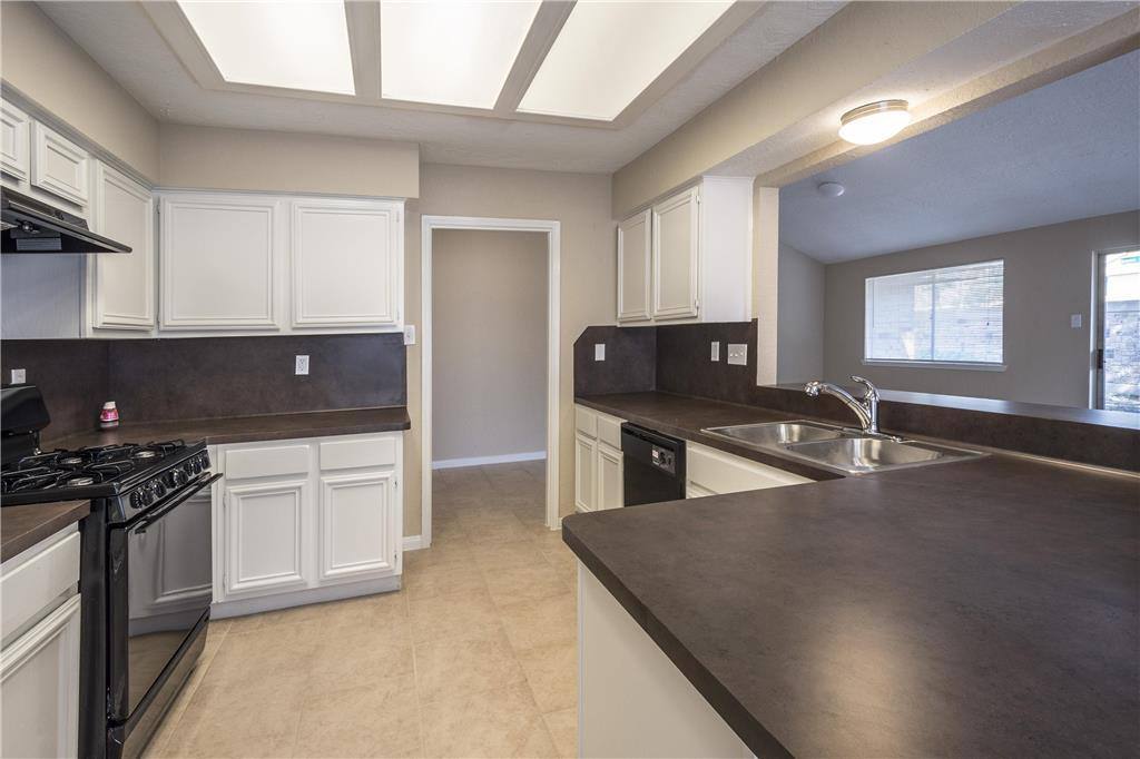 House for rent at 20010 Fort Dodge Dr, Katy, TX 77449