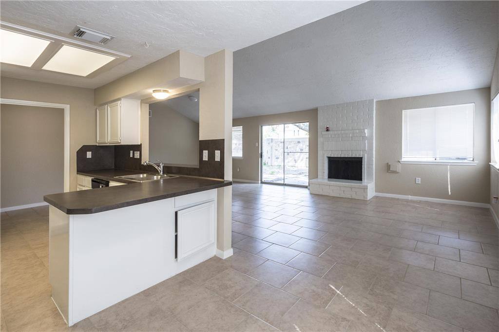 House for rent at 20010 Fort Dodge Dr, Katy, TX 77449