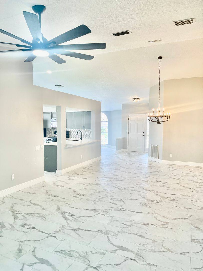 House for rent at 3302 Santa Monica Dr, Orlando, FL 32822