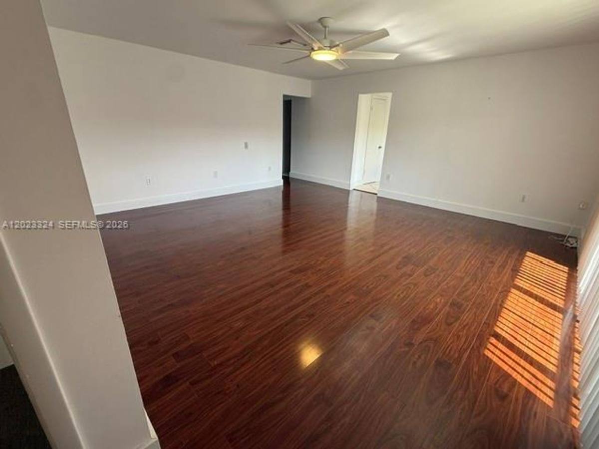 Townhouse for rent at 8304 Dundee Terrace, Hialeah, FL 33016