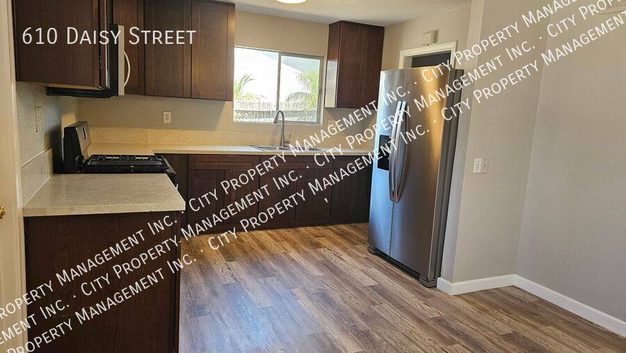 House for rent at 610 Daisy St, Escondido, CA 92027