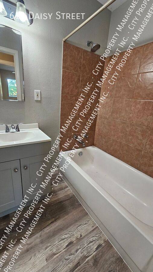 House for rent at 610 Daisy St, Escondido, CA 92027