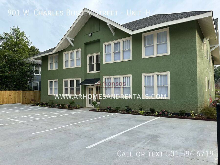Apartment for rent at 901 W Charles Bussey St #H, Little Rock, AR 72206