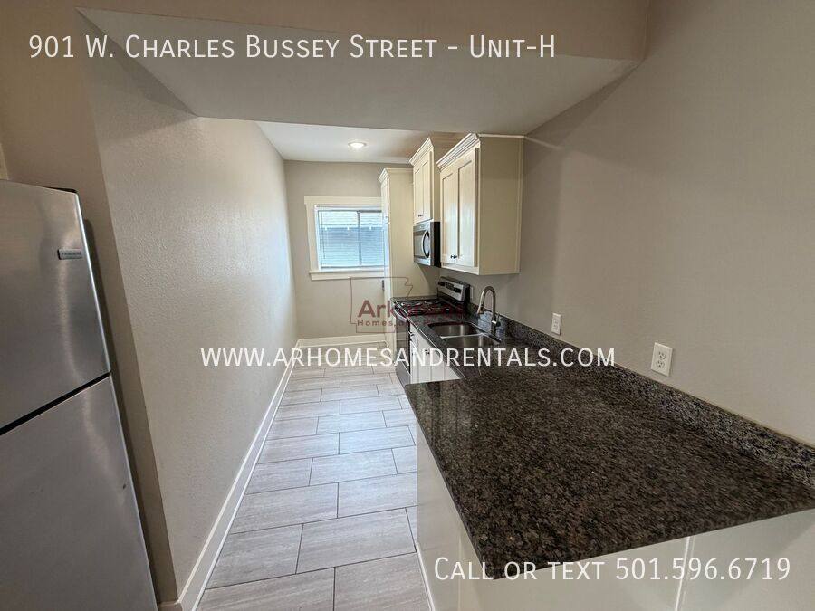 Apartment for rent at 901 W Charles Bussey St #H, Little Rock, AR 72206