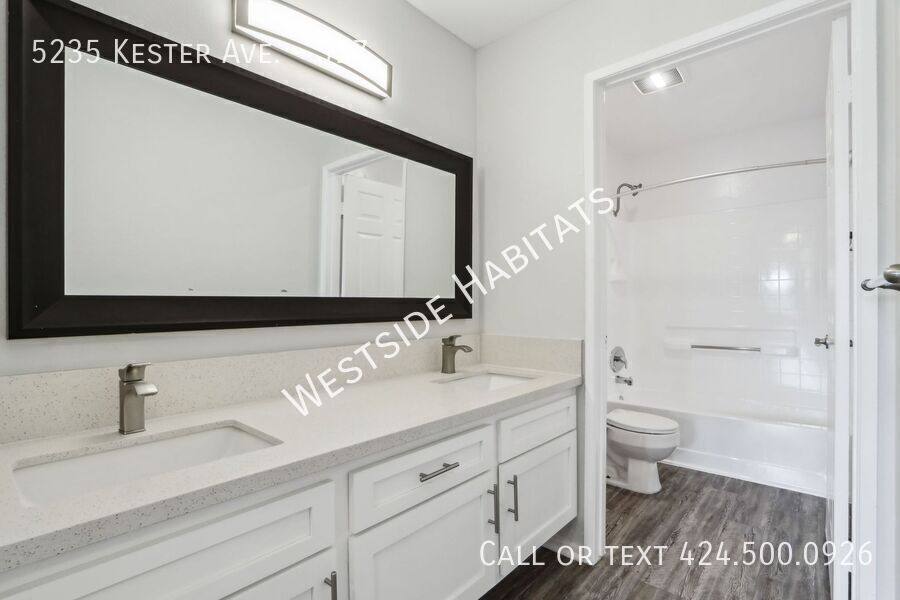 Apartment for rent at 5235 Kester Ave #317, Van Nuys, CA 91411