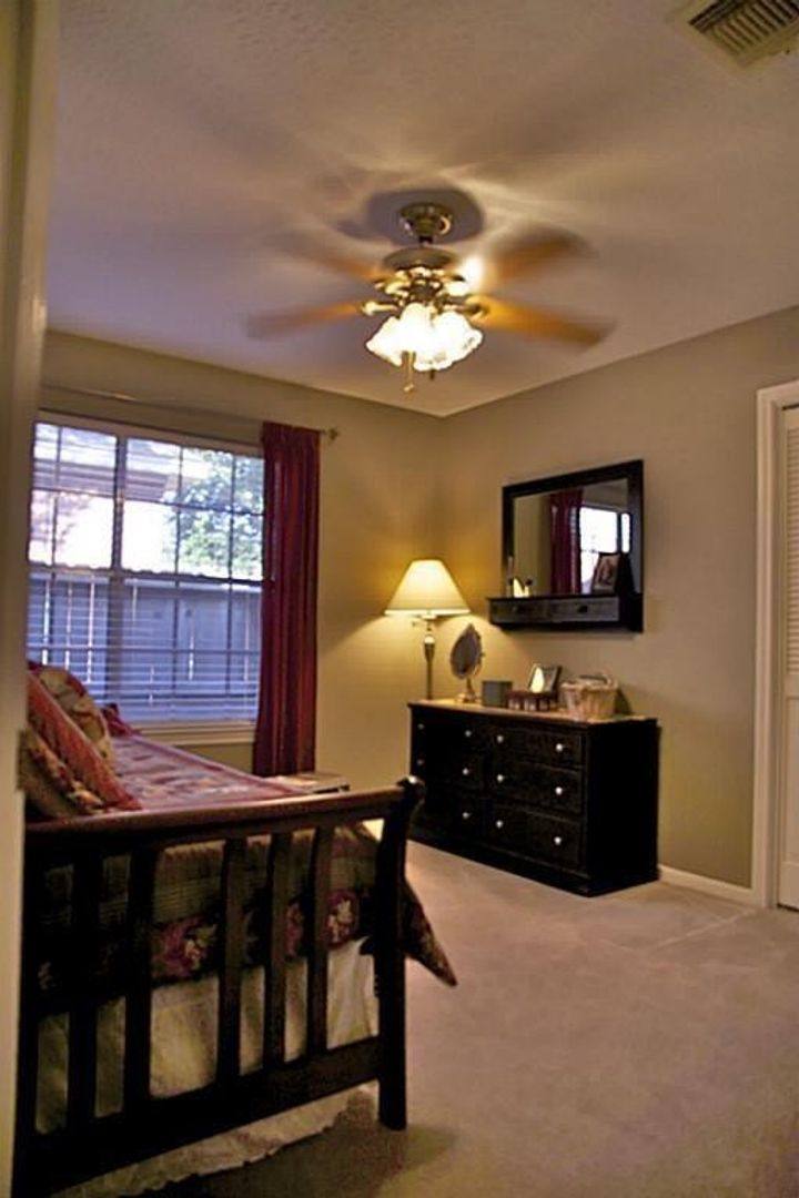 House for rent at 14518 Fair Knoll Way, Houston, TX 77062