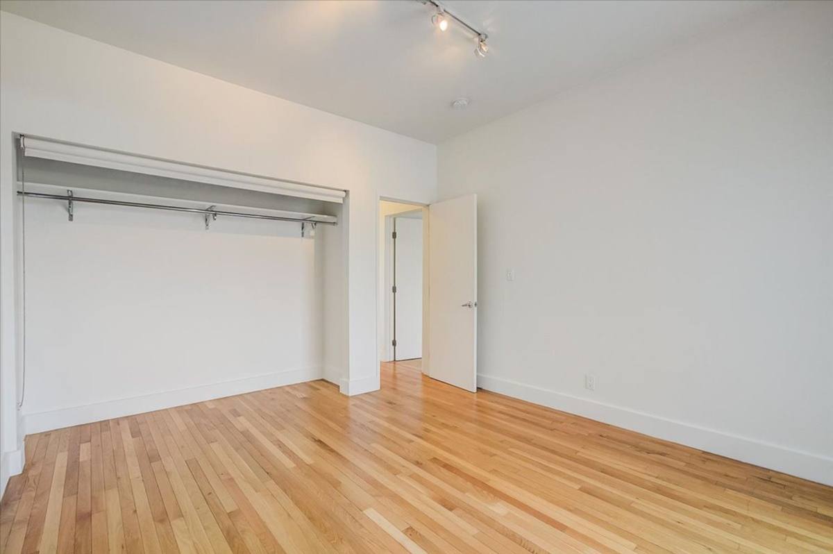 Apartment for rent at 1325 Sutherland St, Los Angeles, CA 90026