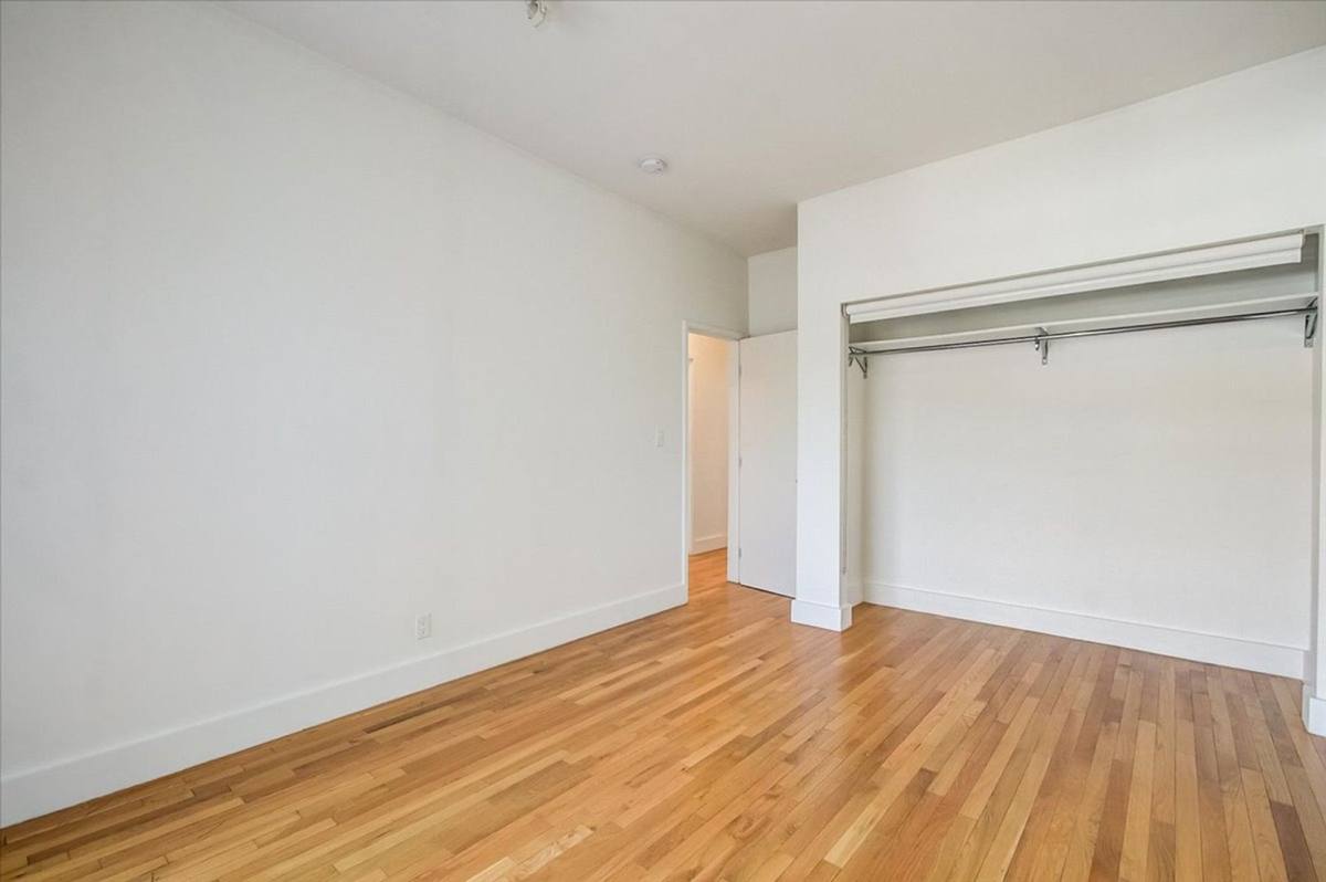 Apartment for rent at 1325 Sutherland St, Los Angeles, CA 90026