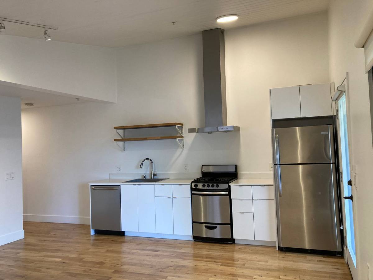 Apartment for rent at 4433 Burns Ave, Los Angeles, CA 90029