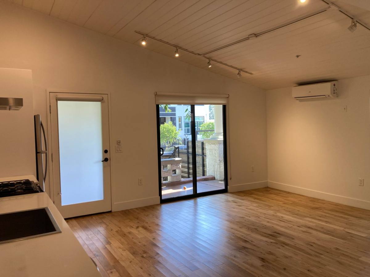 Apartment for rent at 4433 Burns Ave, Los Angeles, CA 90029