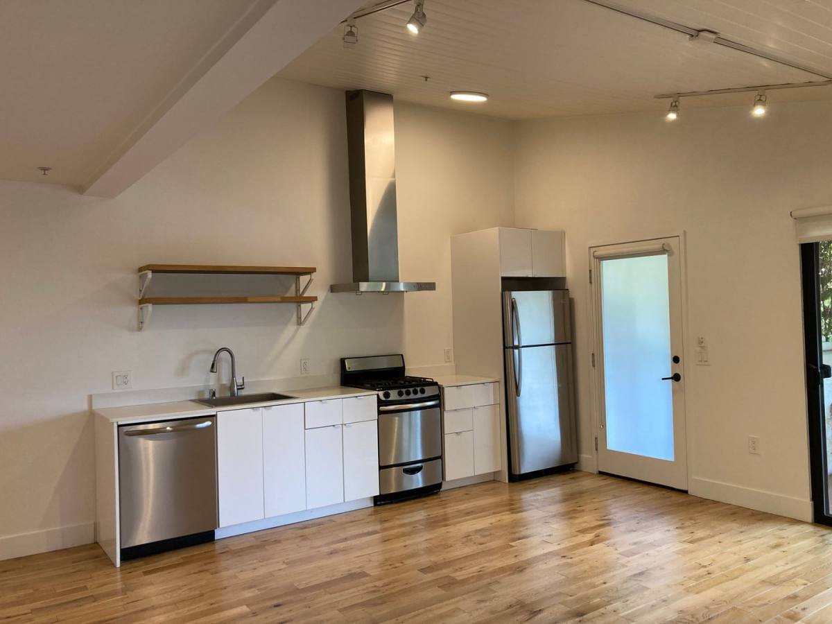 Apartment for rent at 4433 Burns Ave, Los Angeles, CA 90029