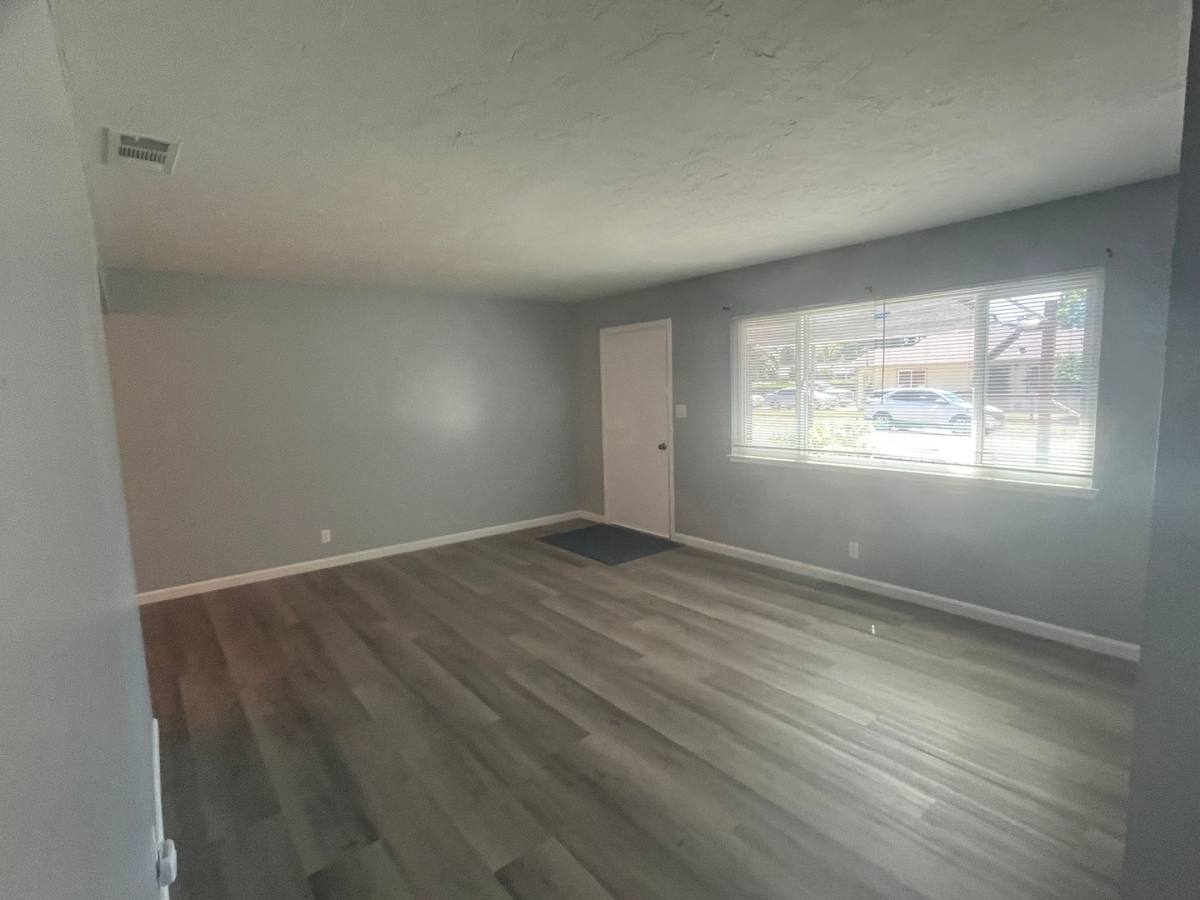 House for rent at 16877 Antelope St, Esparto, CA 95627